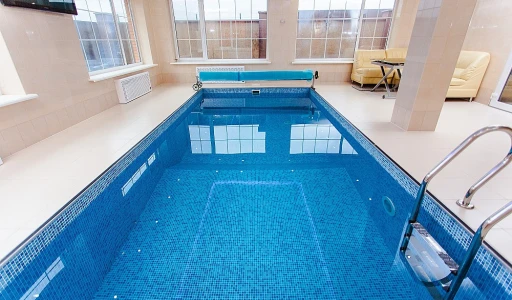 Zeroing In on Zen: The New Wave of Wellness Trend in New York Hotel Pools