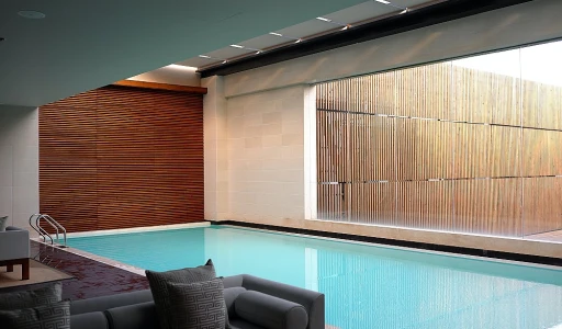 Hidden Hydro Havens: Exploring The Unseen Aquatic Splendor of New York City Hotels